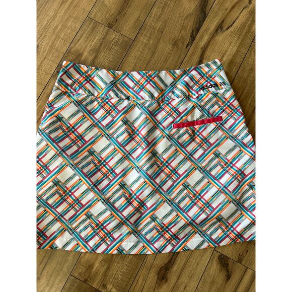 Adidas size 8 colorful golf skort - Picture 3 of 5